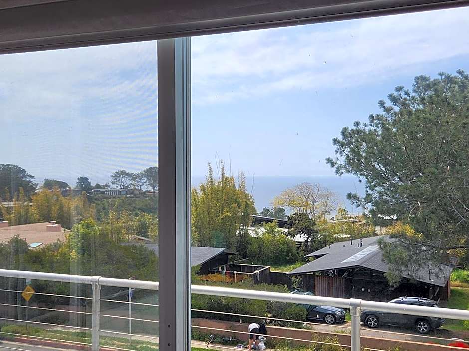 Architectural Gem La Jolla Oceanview surf and golf