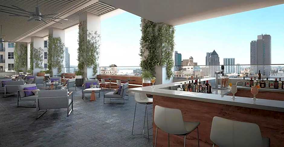 Comfortable Studio with King Bed and Queen Sofa-bed