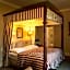 Schloss Auel Boutique Hotel & Design Golf Lodge