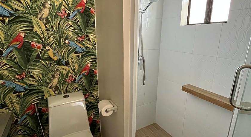 Red Knight Gardens Apartelle