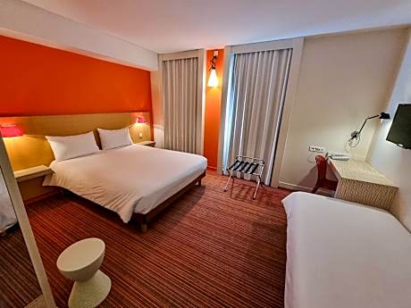 Single Room with Single Bed