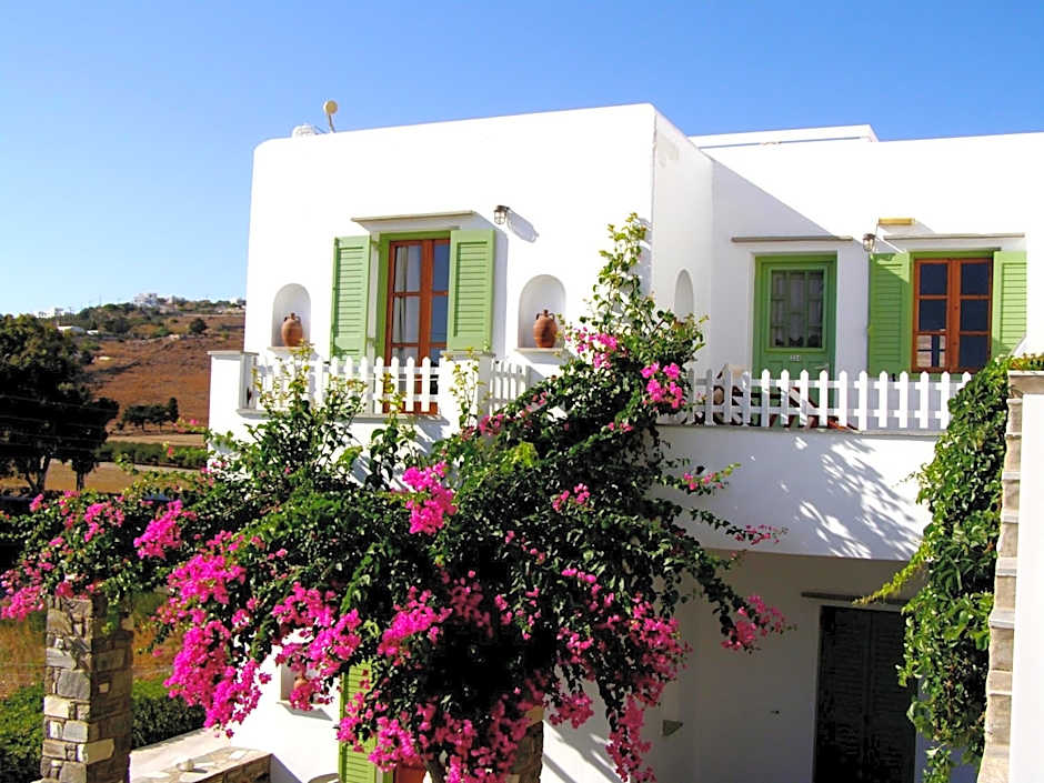 Elena Studios & Apartments