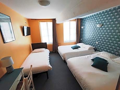 Quadruple / Quintuple Room