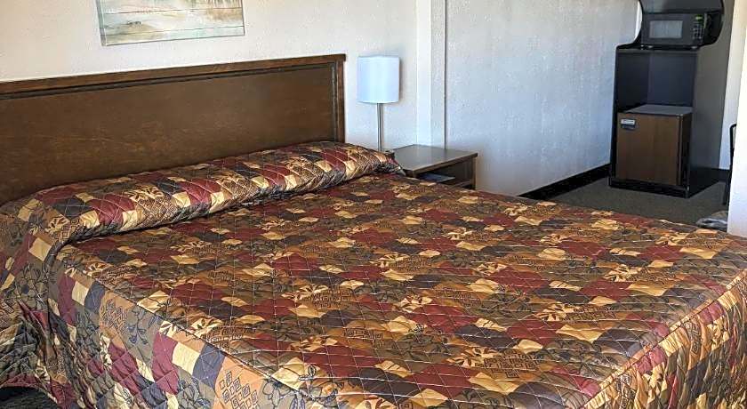 Frontier Motel