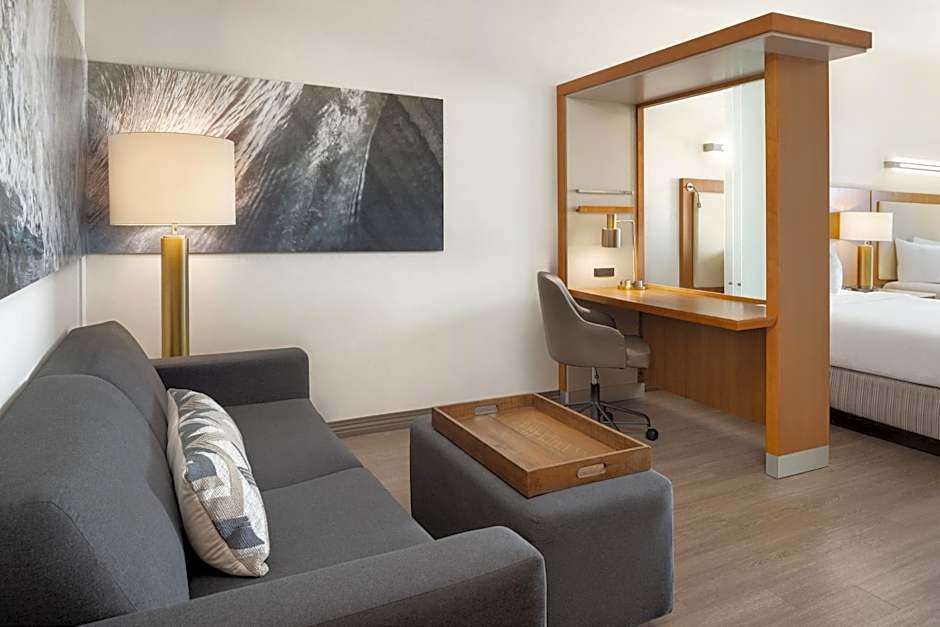 SpringHill Suites Orange Beach at The Wharf