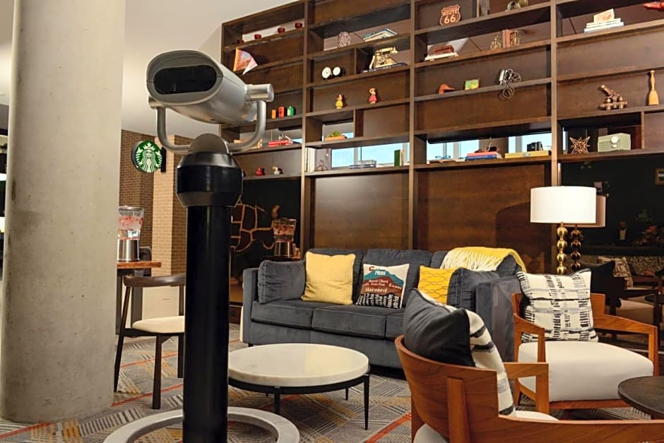 Hyatt Place Pena Station/Denver Airport