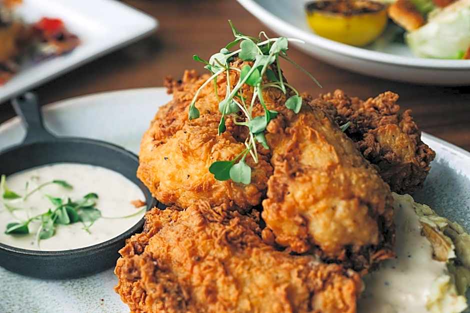 Crowne Plaza Louisville Airport Expo Ctr By IHG