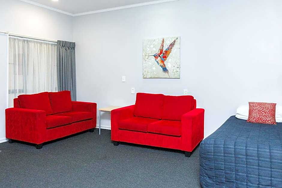 Aubyn Court Spa Motel