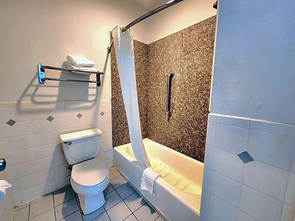 Days Inn by Wyndham Navasota