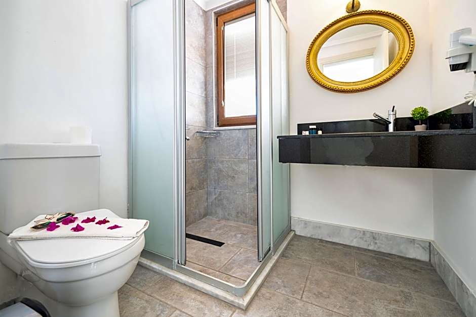 Ata Lagoon Beach Hotel