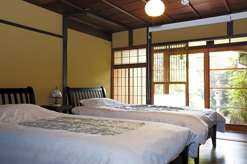Shimoza-an Traditional Japanese Garden House