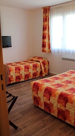 Twin Room - 2 People