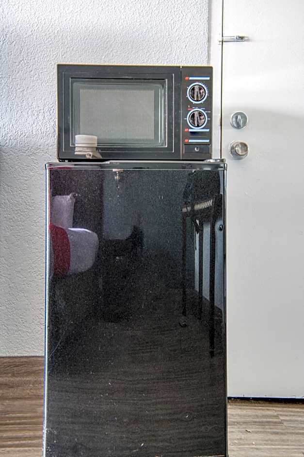 Hotel Elev8