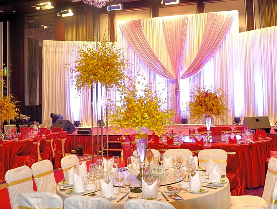 Royal Tulip Luxury Hotel Carat - Guangzhou