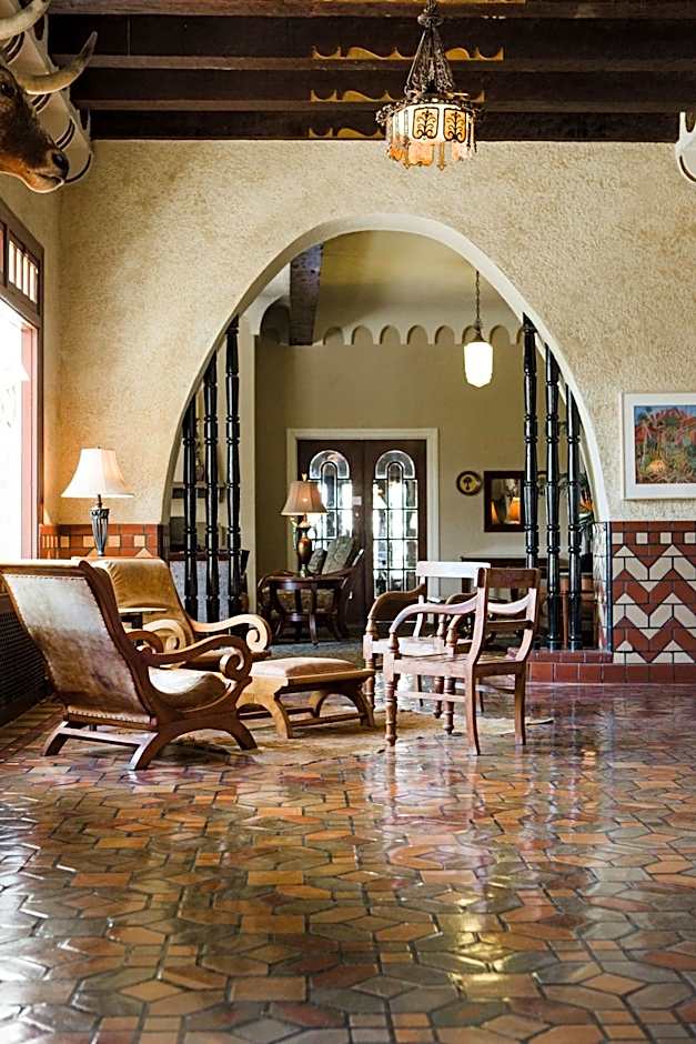 The Hotel Paisano