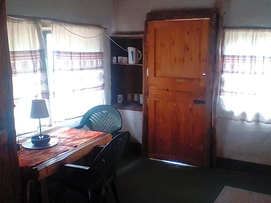 Joy River Backpackers