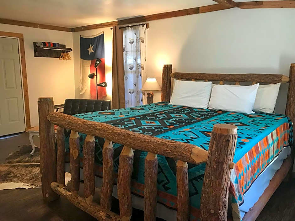 Hotel Kitsmiller on Main