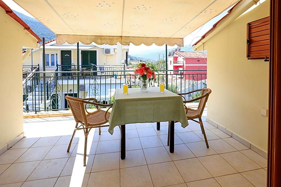 Filalithis Studios & Apartments