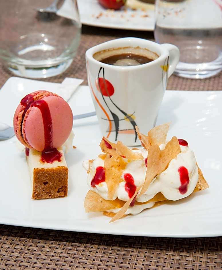 Brit Hotel Blois - Le Préma