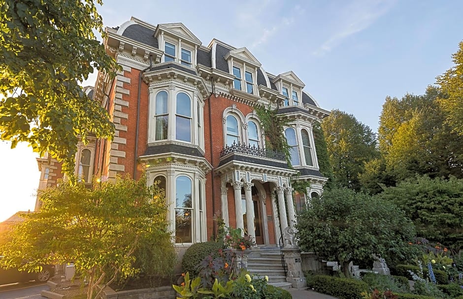 The Mansion on Delaware Avenue