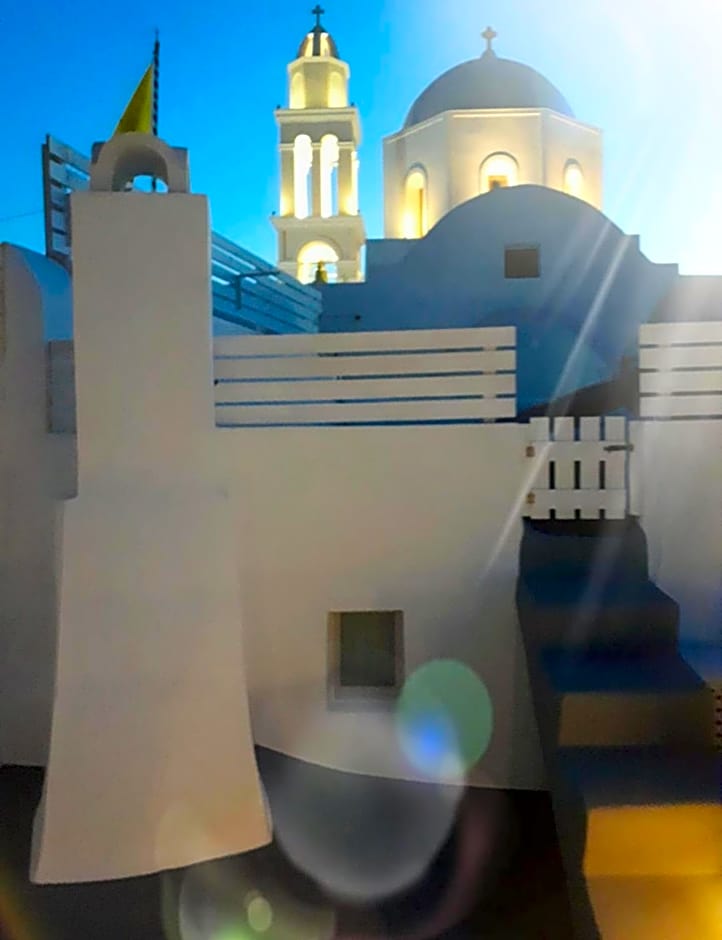 Golden Stone Santorini Suites