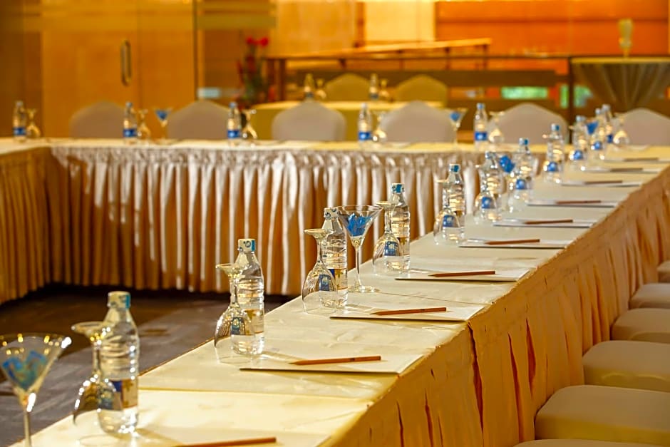 Jasmine Palace Hotel