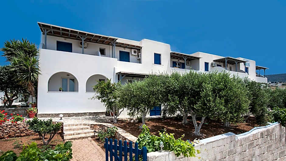 Anixis Studios Aliki Paros