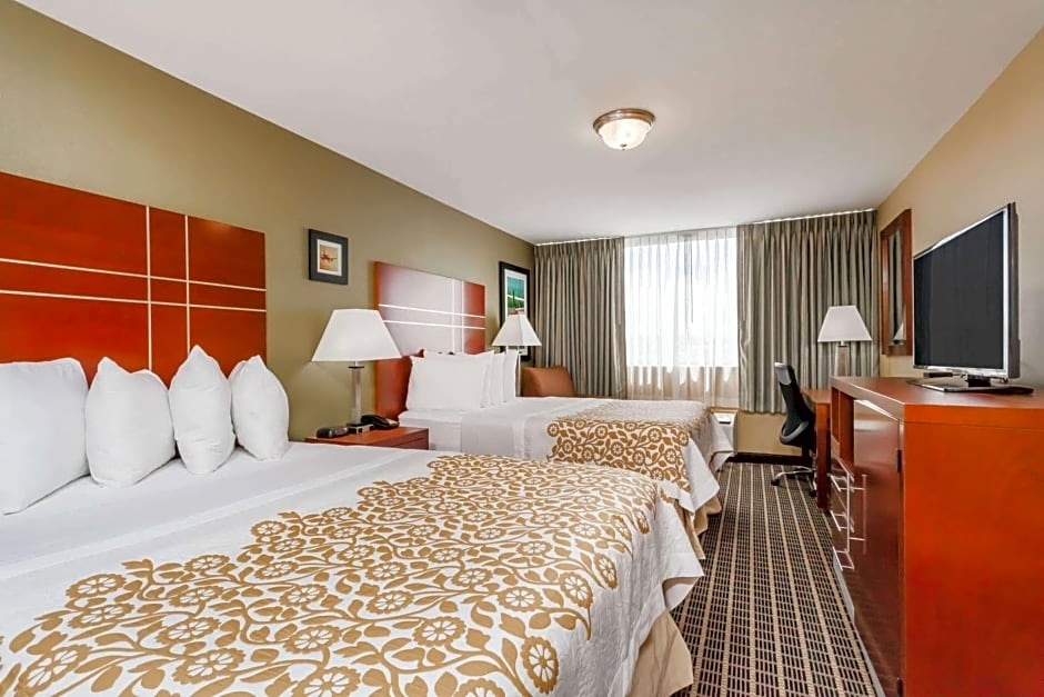 Days Inn by Wyndham Windsor Locks / Bradley Intl Airport