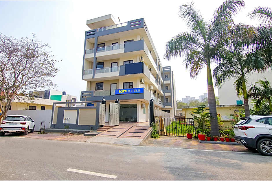 Indigo by Fabhotel – Noida, DC
