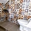 Kana Guest House Mitra RedDoorz