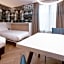 Golden Tulip Hotel Central