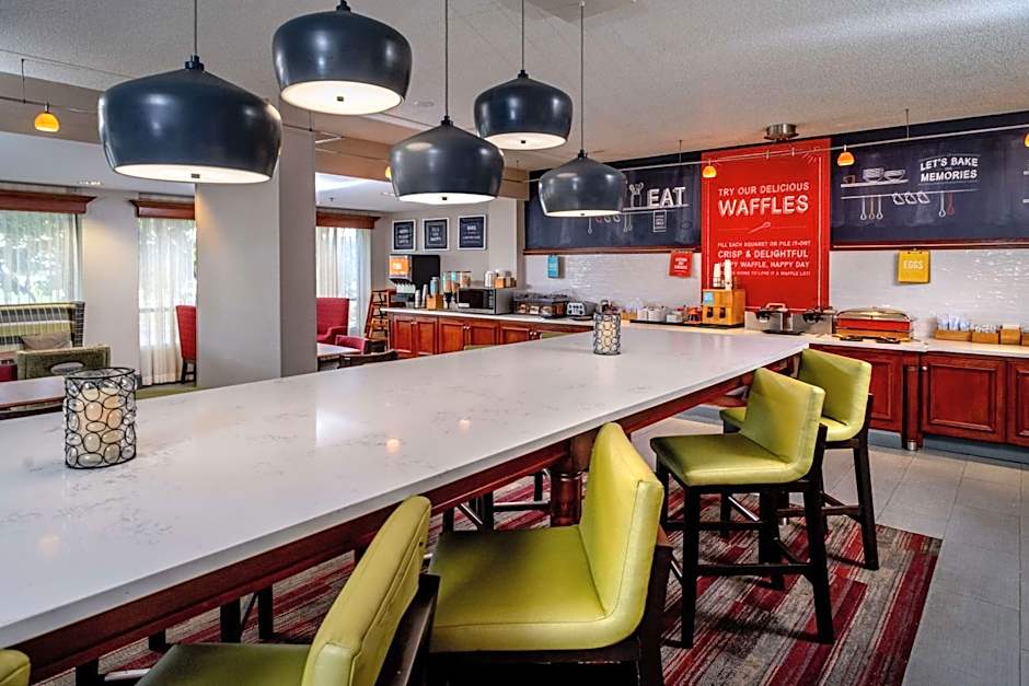 Hampton Inn By Hilton Charleston/Downtown/Civic Center