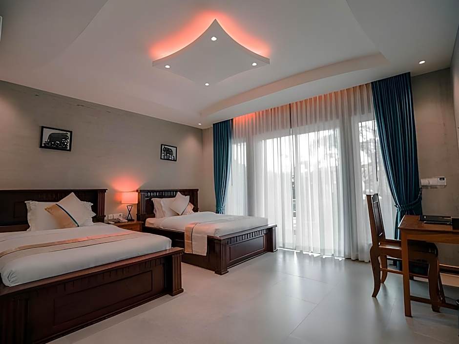 Sokchea Kampot Hotel