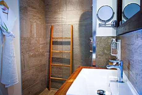 Deluxe Double Room - Beach Front