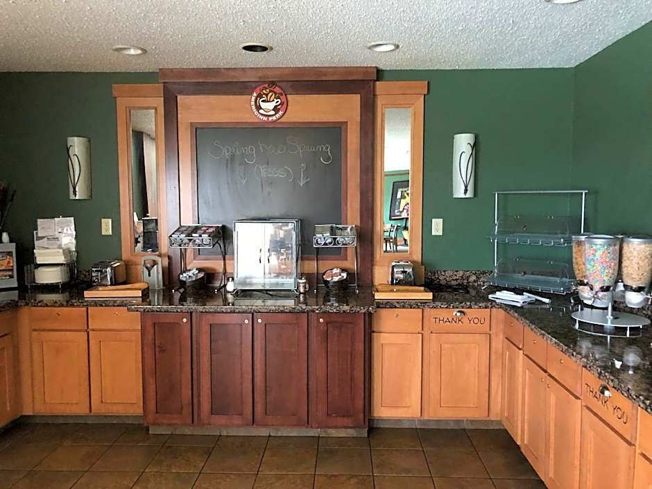 AmericInn by Wyndham Princeton IL