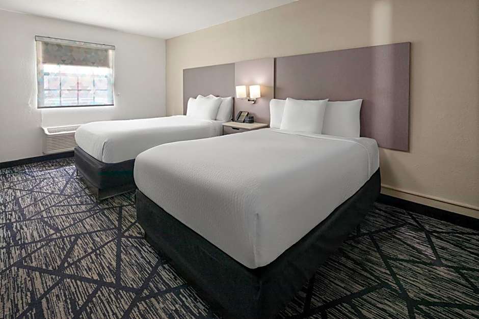 La Quinta Inn by Wyndham Omaha West