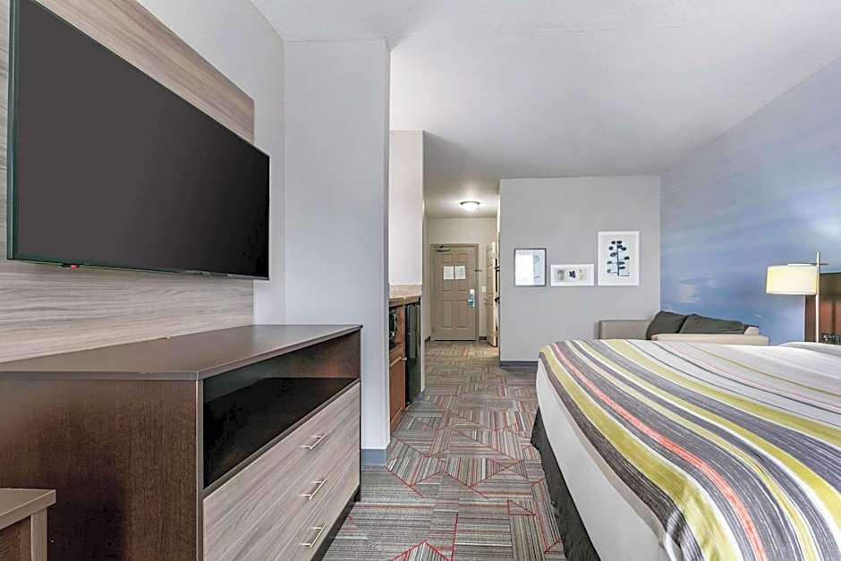 Clarion Pointe Columbus-Bradley Park