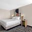 Spark by Hilton Fredericksburg Southpoint