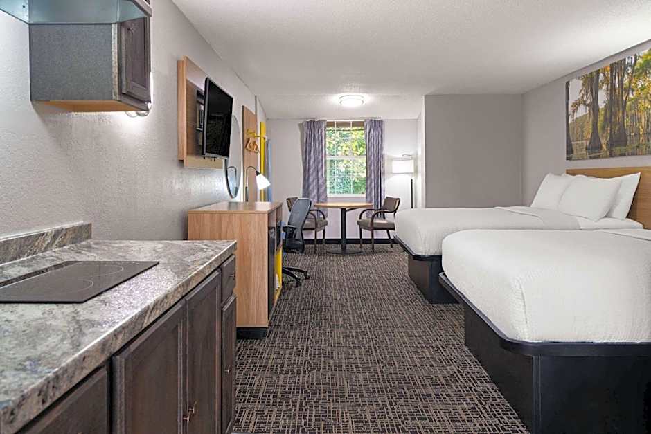 Days Inn by Wyndham Salisbury, NC