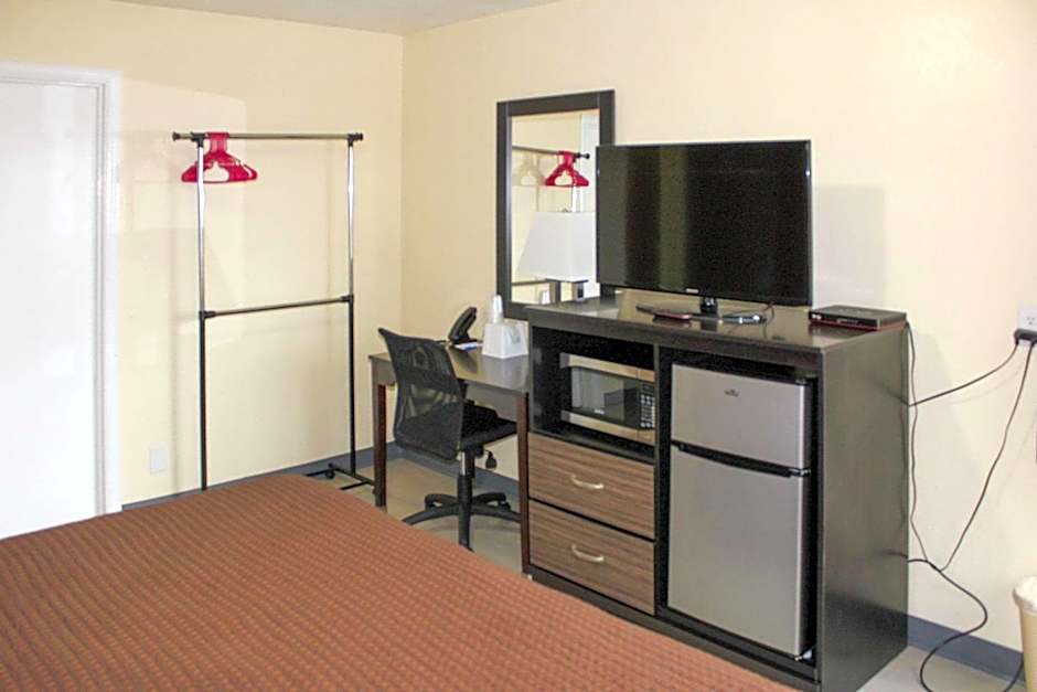 Rodeway Inn Medford South I-5