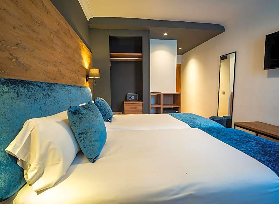 Sercotel Familia Conde