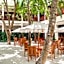 Araamu Hotels Maldives at Dhiffushi