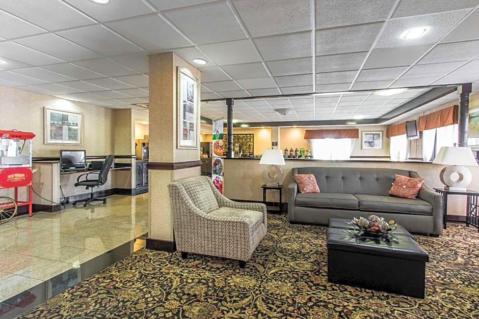 Quality Inn & Suites Memphis East