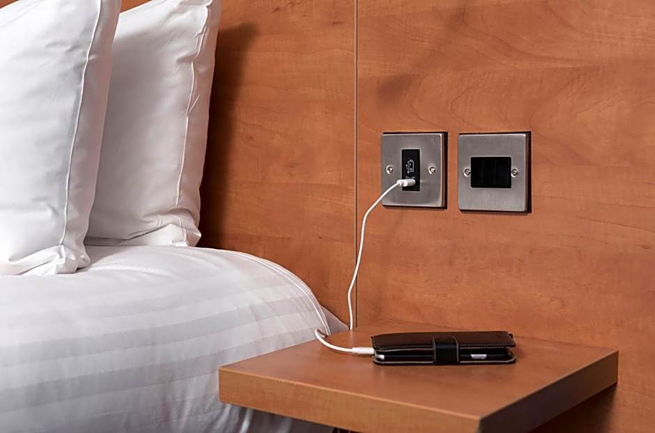 Holiday Inn Express Birmingham Star City By IHG