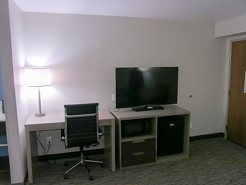 Wingate by Wyndham Louisville Airport Expo Center