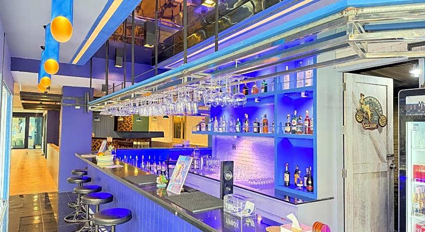 Blue Neptuna Hotel Patong by Koko