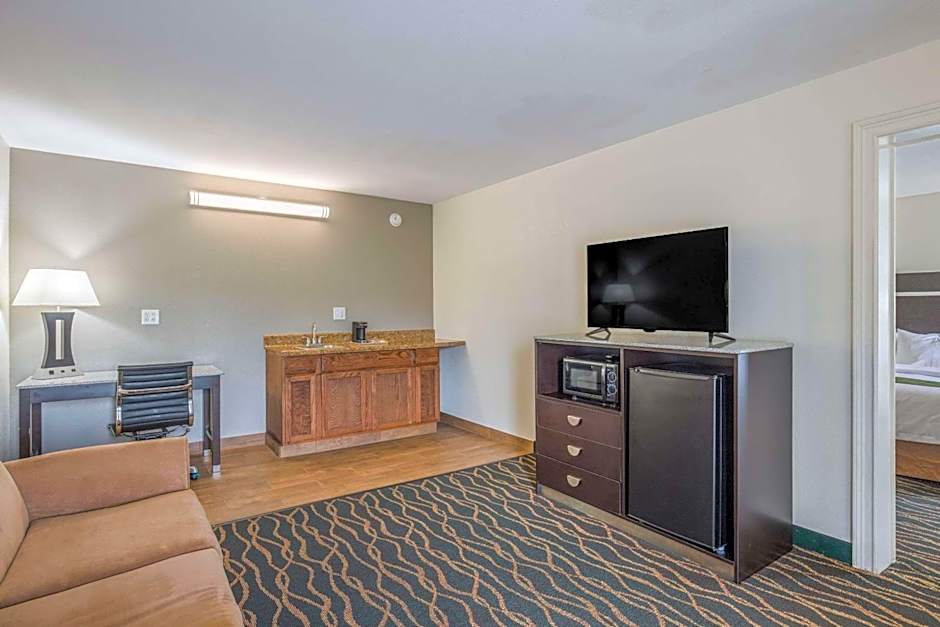 Quality Inn & Suites Conference Center Thomasvilee