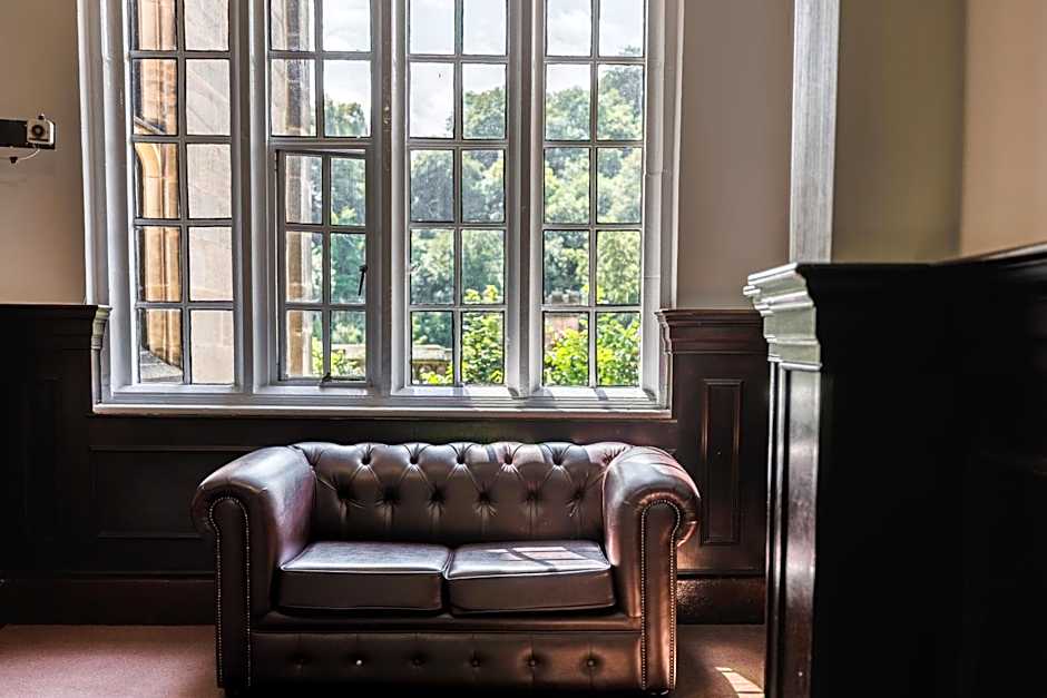 YHA Ilam Hall