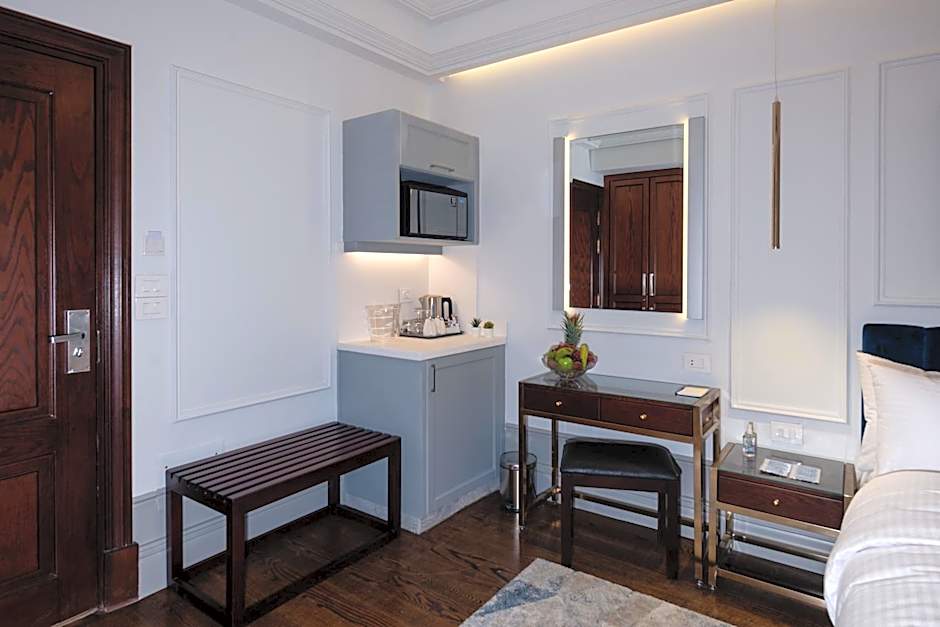 Maran Residence
