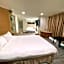 Enjoy Square Hotel